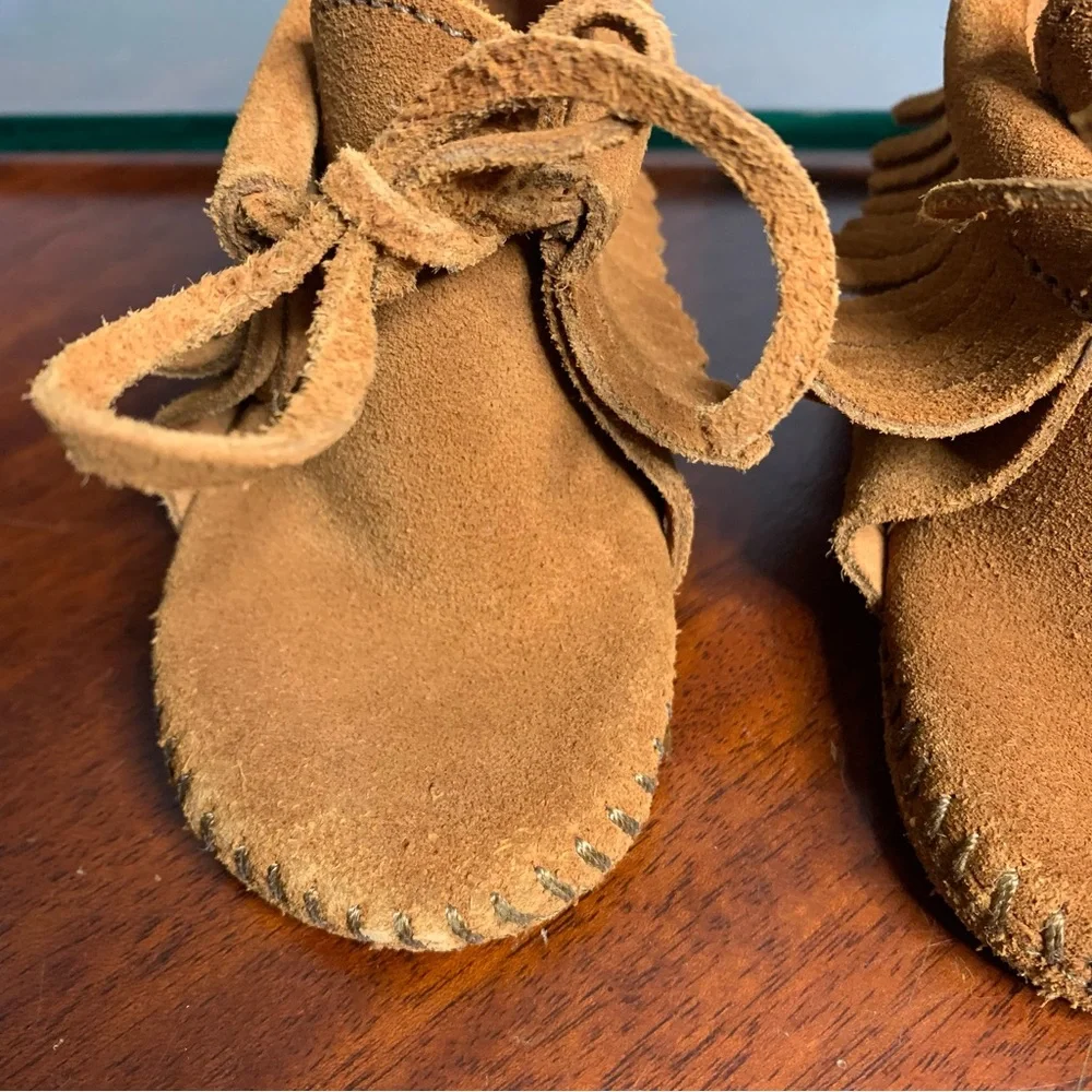 Infant Minnetonka Leather Suede Tassel Moccasins
